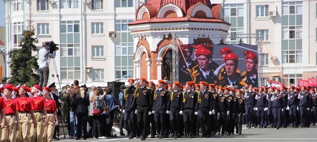 Участие кадет в праздничном параде, посвященном дню Великой Победы